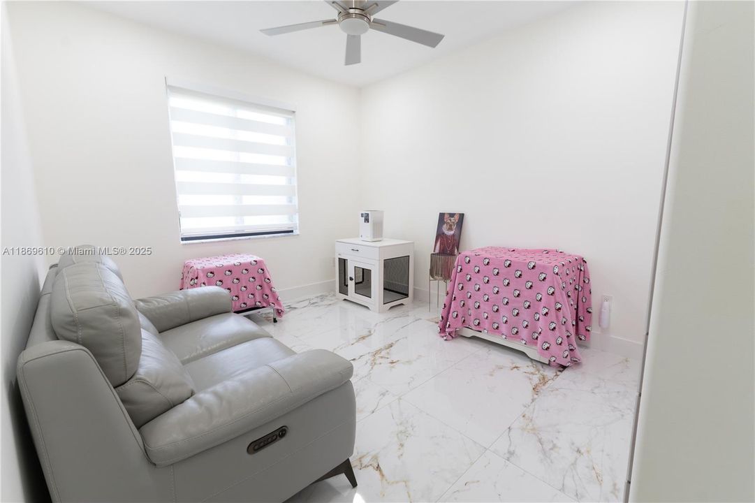 На продажу: $1,995,000 (5 спален, 3 ванн, 2624 Квадратных фут)