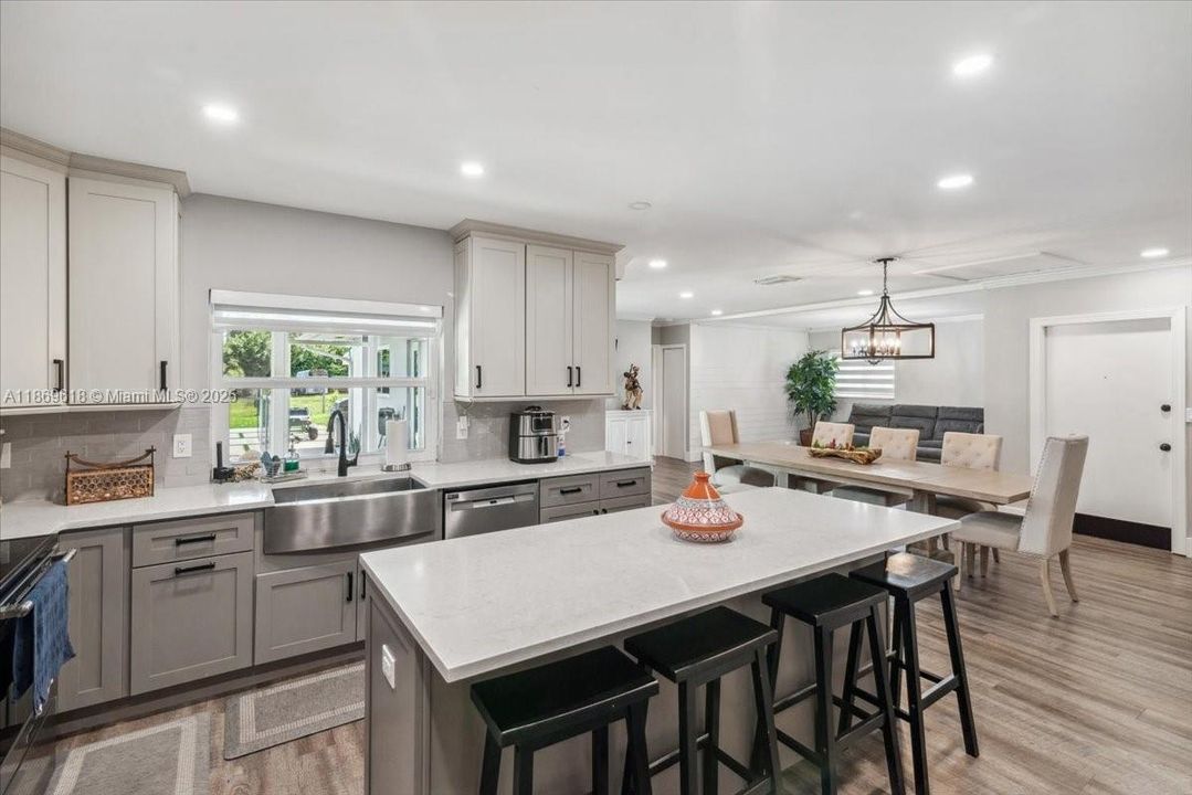 For Sale: $1,349,000 (6 beds, 2 baths, 2250 Square Feet)