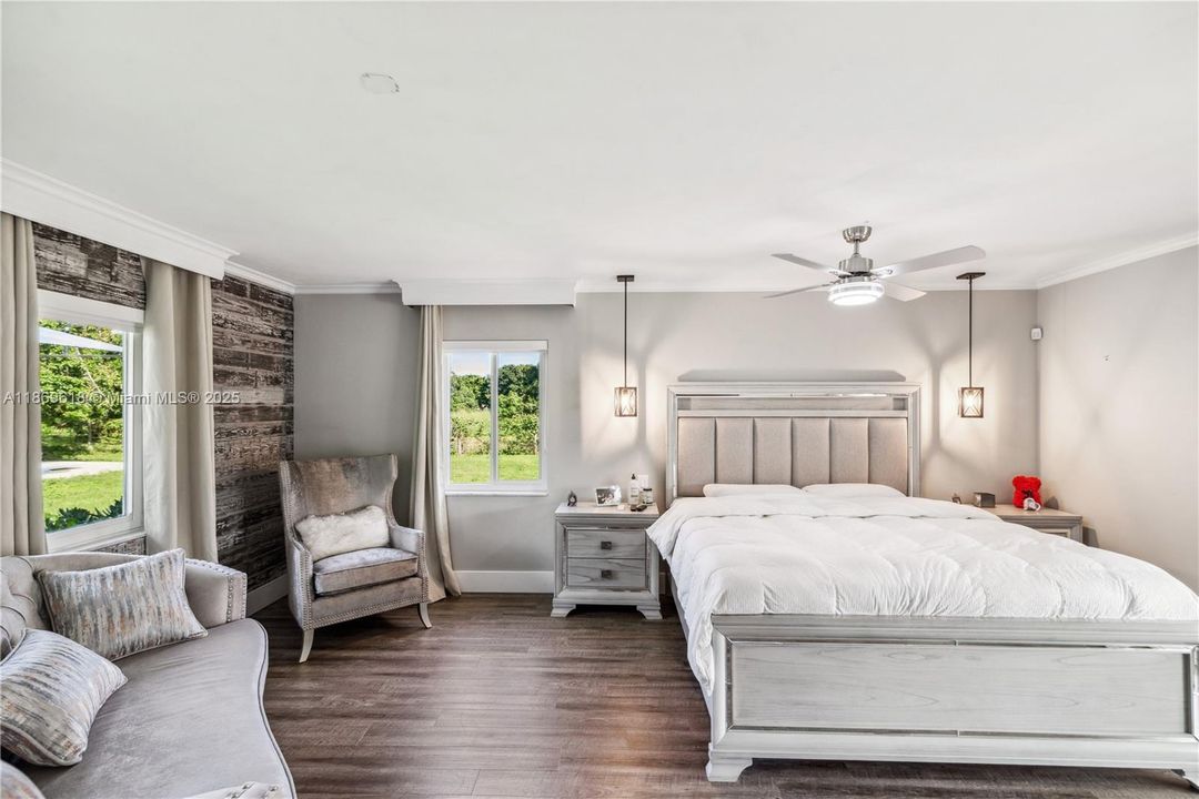 For Sale: $1,349,000 (6 beds, 2 baths, 2250 Square Feet)