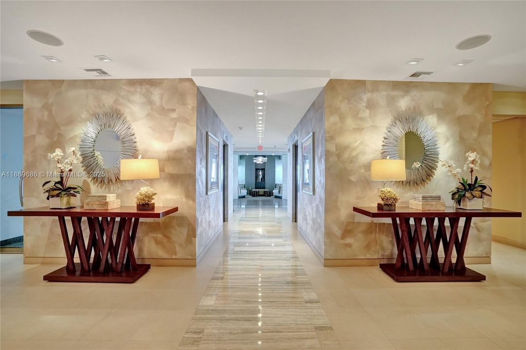 For Sale: $1,550,000 (2 beds, 2 baths, 1448 Square Feet)