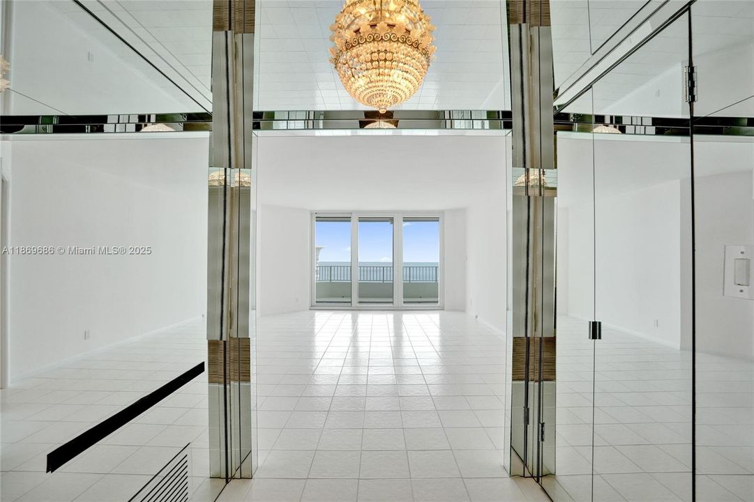 For Sale: $1,550,000 (2 beds, 2 baths, 1448 Square Feet)