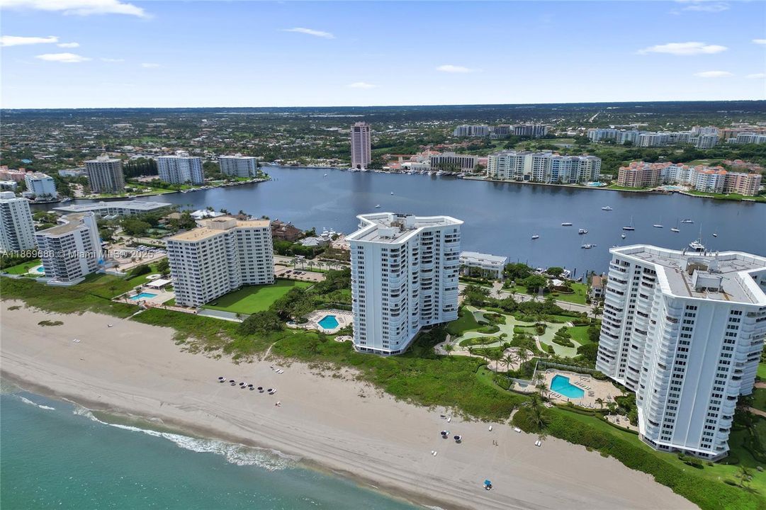 For Sale: $1,550,000 (2 beds, 2 baths, 1448 Square Feet)