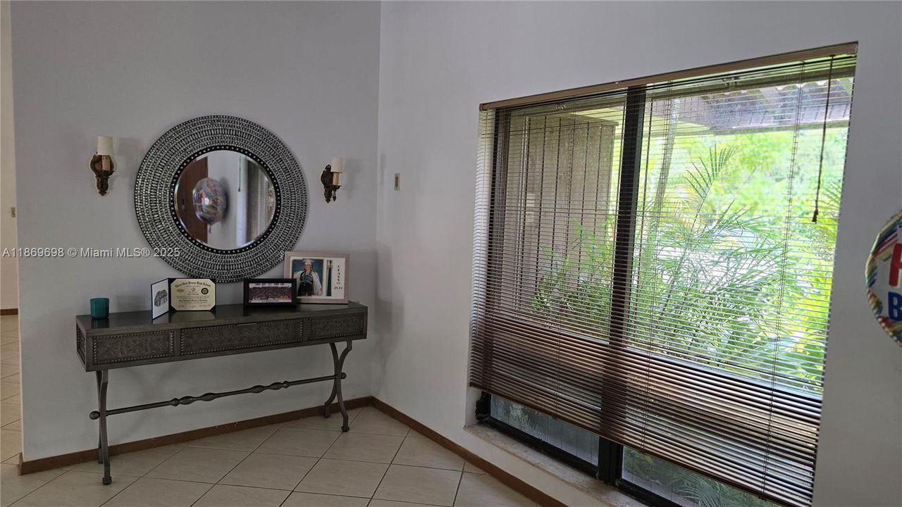 For Rent: $10,000 (5 beds, 4 baths, 3639 Square Feet)