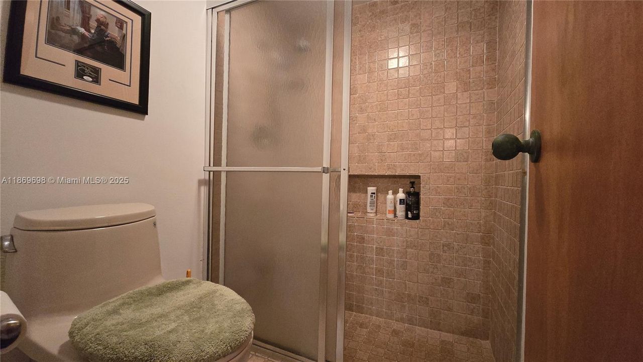 For Rent: $10,000 (5 beds, 4 baths, 3639 Square Feet)