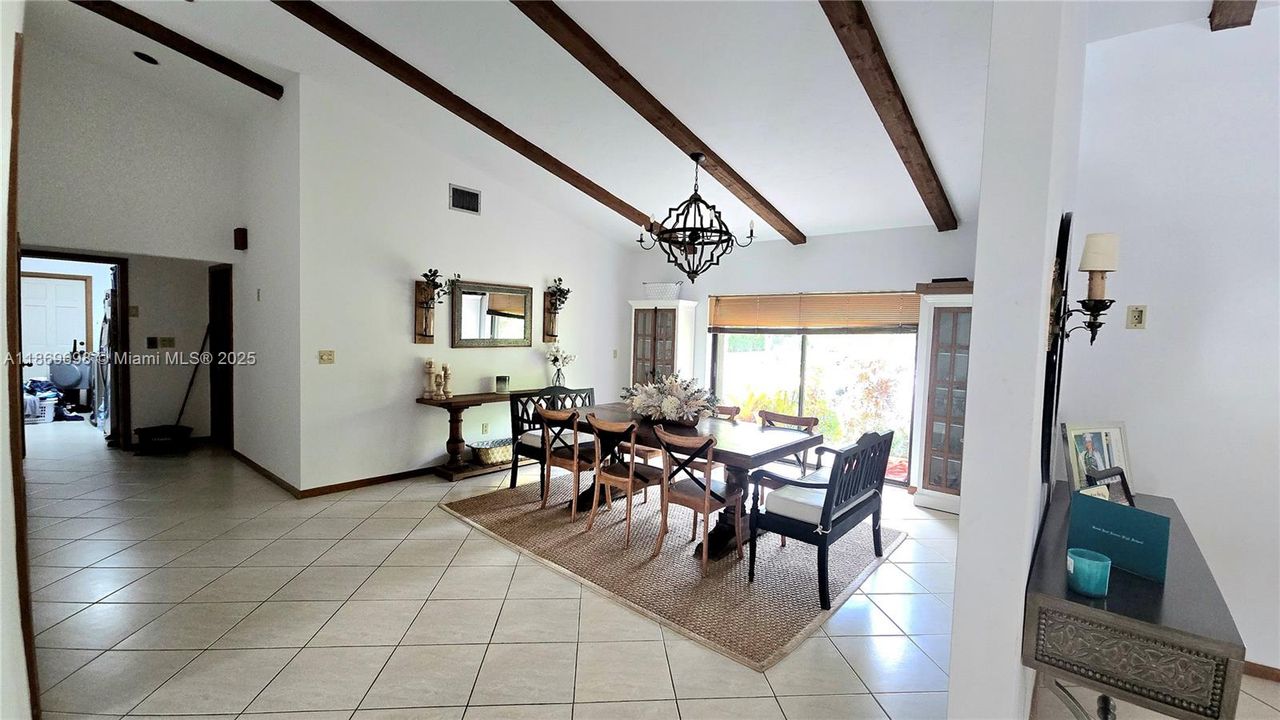 For Rent: $10,000 (5 beds, 4 baths, 3639 Square Feet)