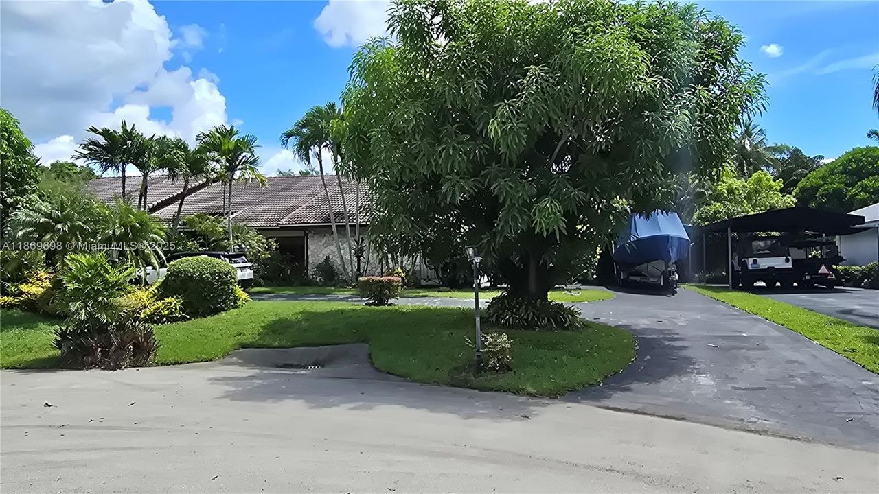 For Rent: $10,000 (5 beds, 4 baths, 3639 Square Feet)