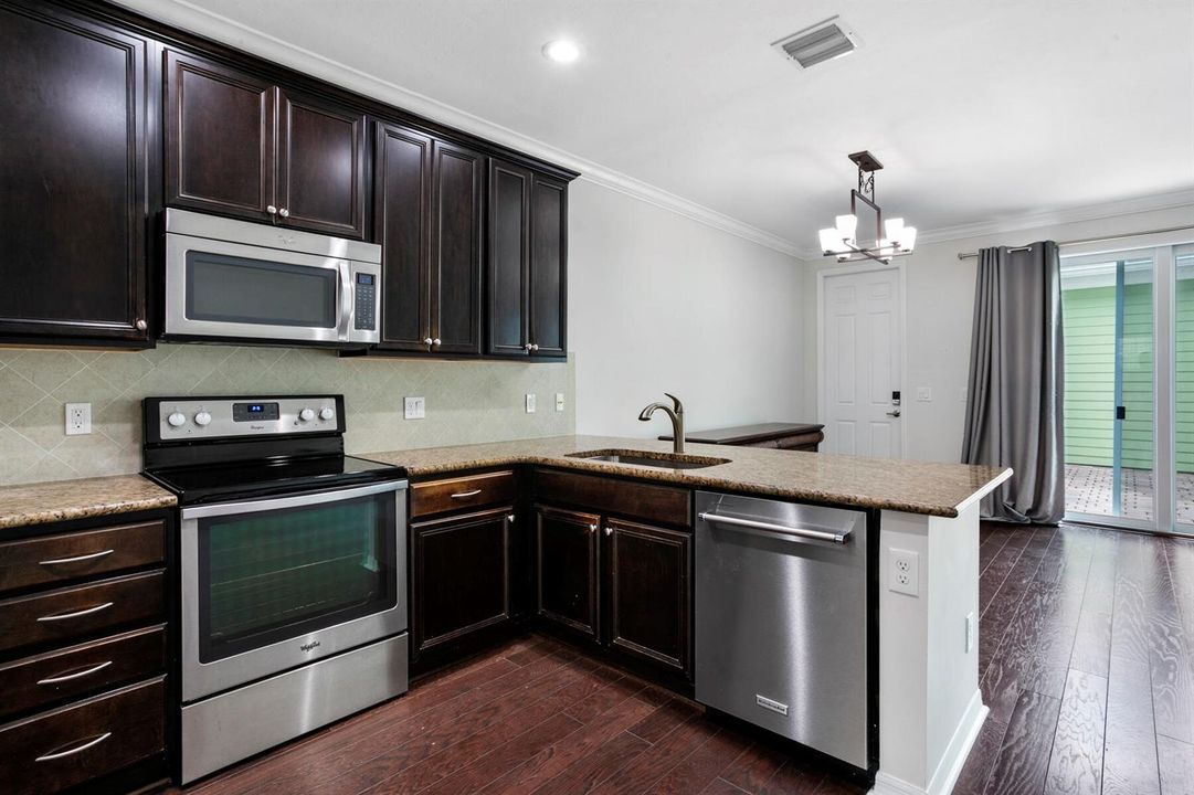1114 Sweet_Hill_09_MLS