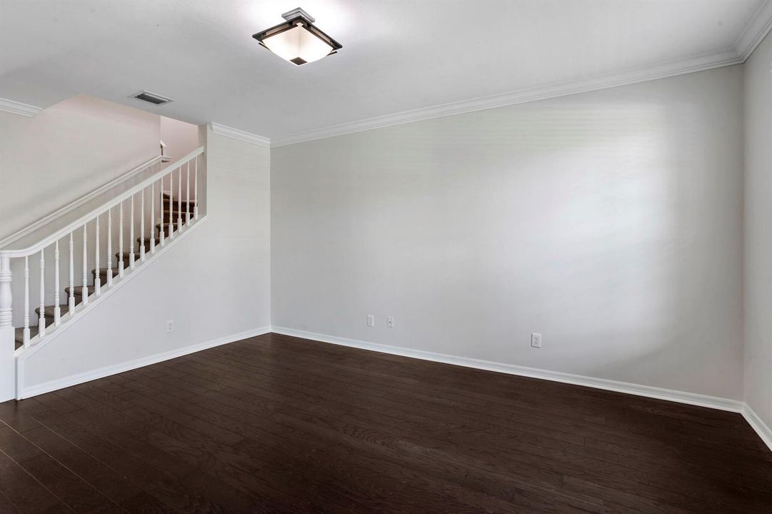 1114 Sweet_Hill_03_MLS
