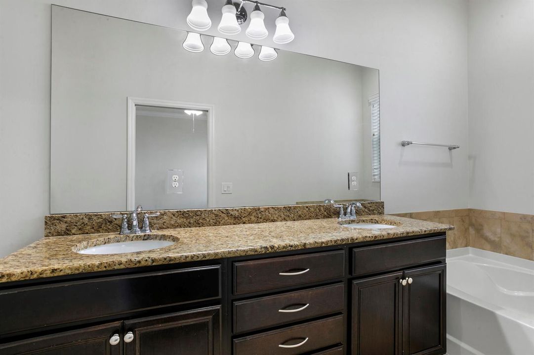 1114 Sweet_Hill_19_MLS