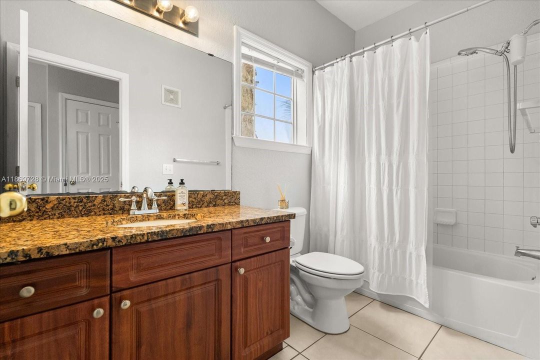 Active With Contract: $219,000 (2 beds, 2 baths, 0 Square Feet)