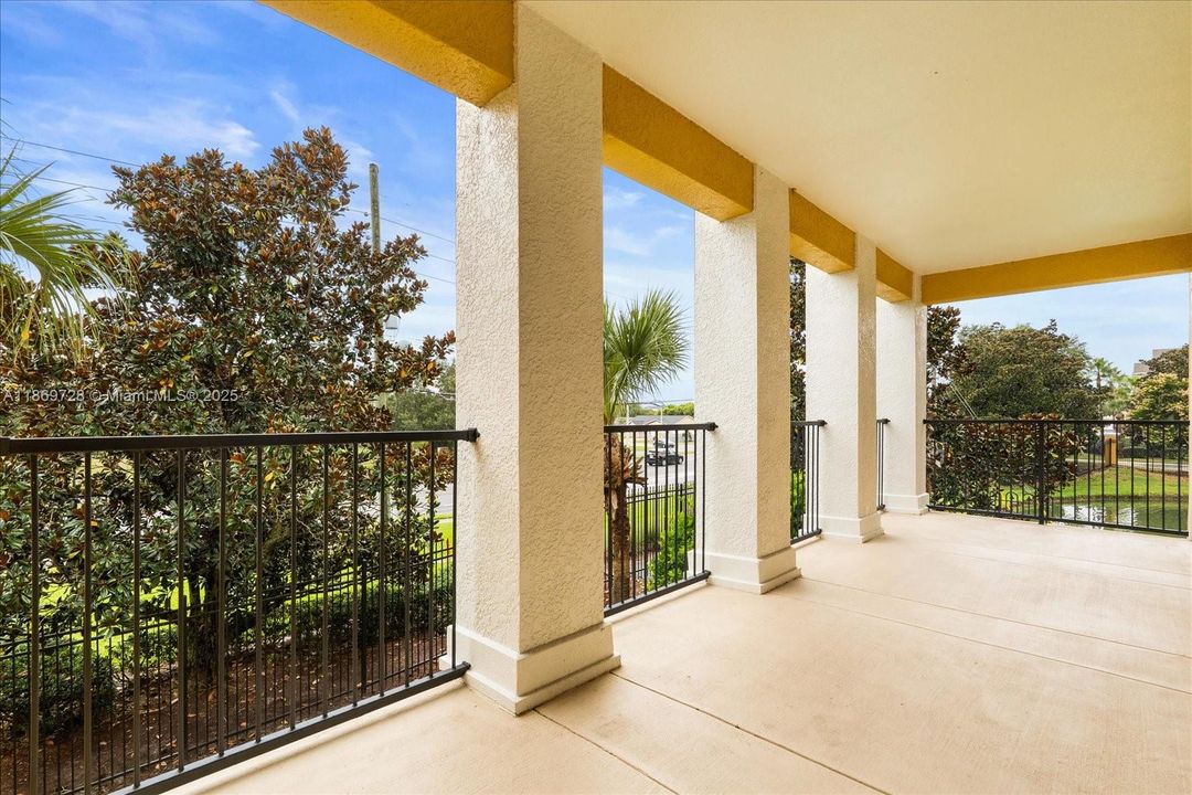 Active With Contract: $219,000 (2 beds, 2 baths, 0 Square Feet)