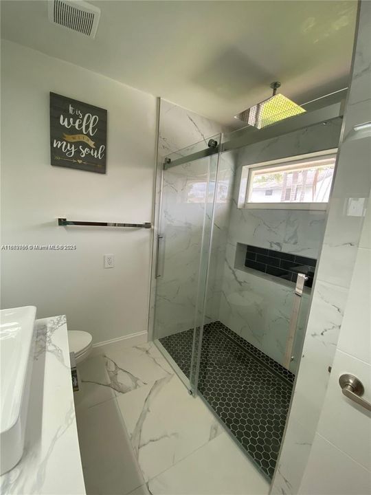 Недавно продано: $689,900 (4 спален, 3 ванн, 1563 Квадратных фут)