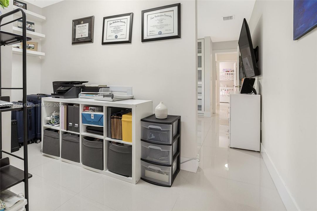 Active With Contract: $674,000 (2 beds, 2 baths, 1554 Square Feet)