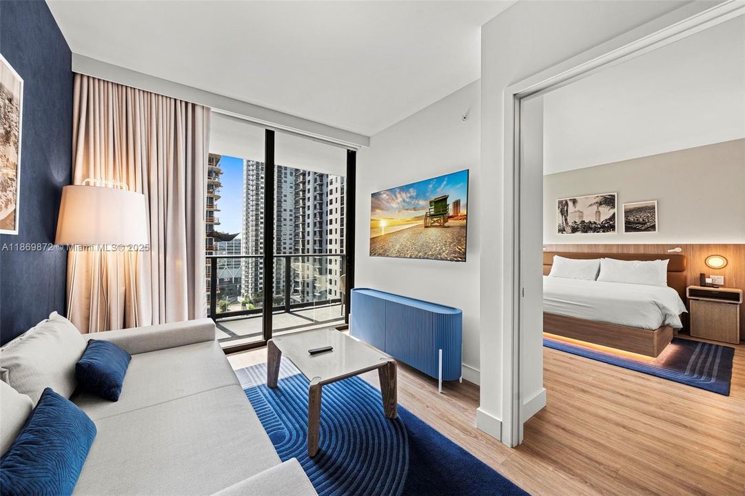 For Sale: $790,000 (2 beds, 1 baths, 651 Square Feet)