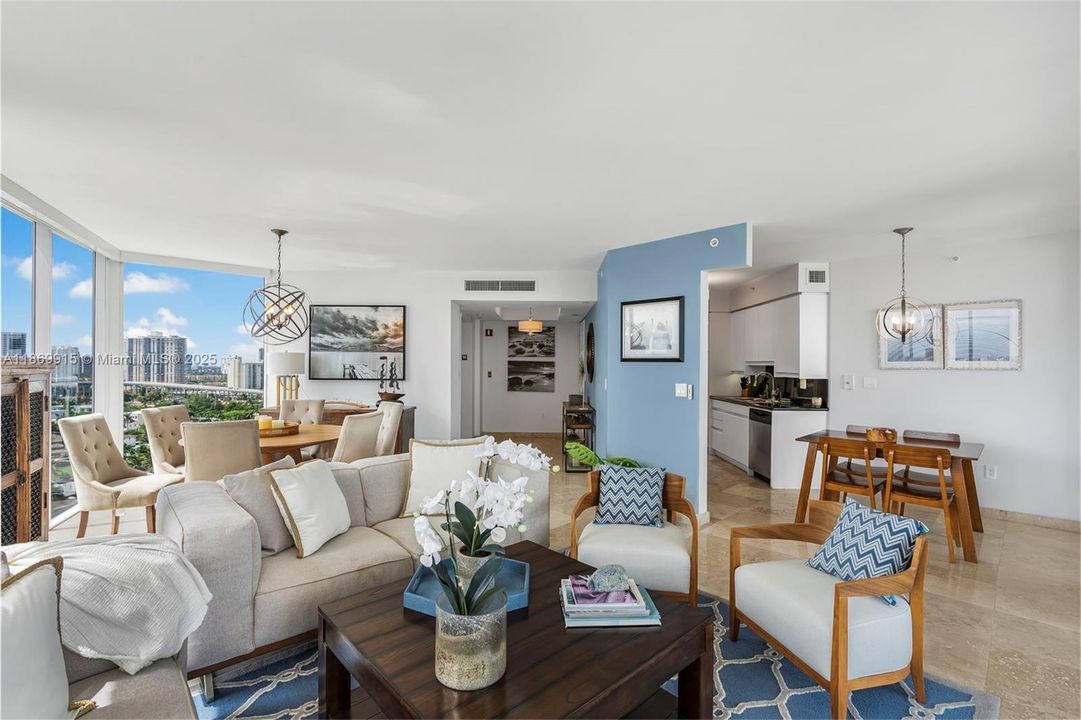 For Sale: $1,750,000 (2 beds, 2 baths, 1680 Square Feet)