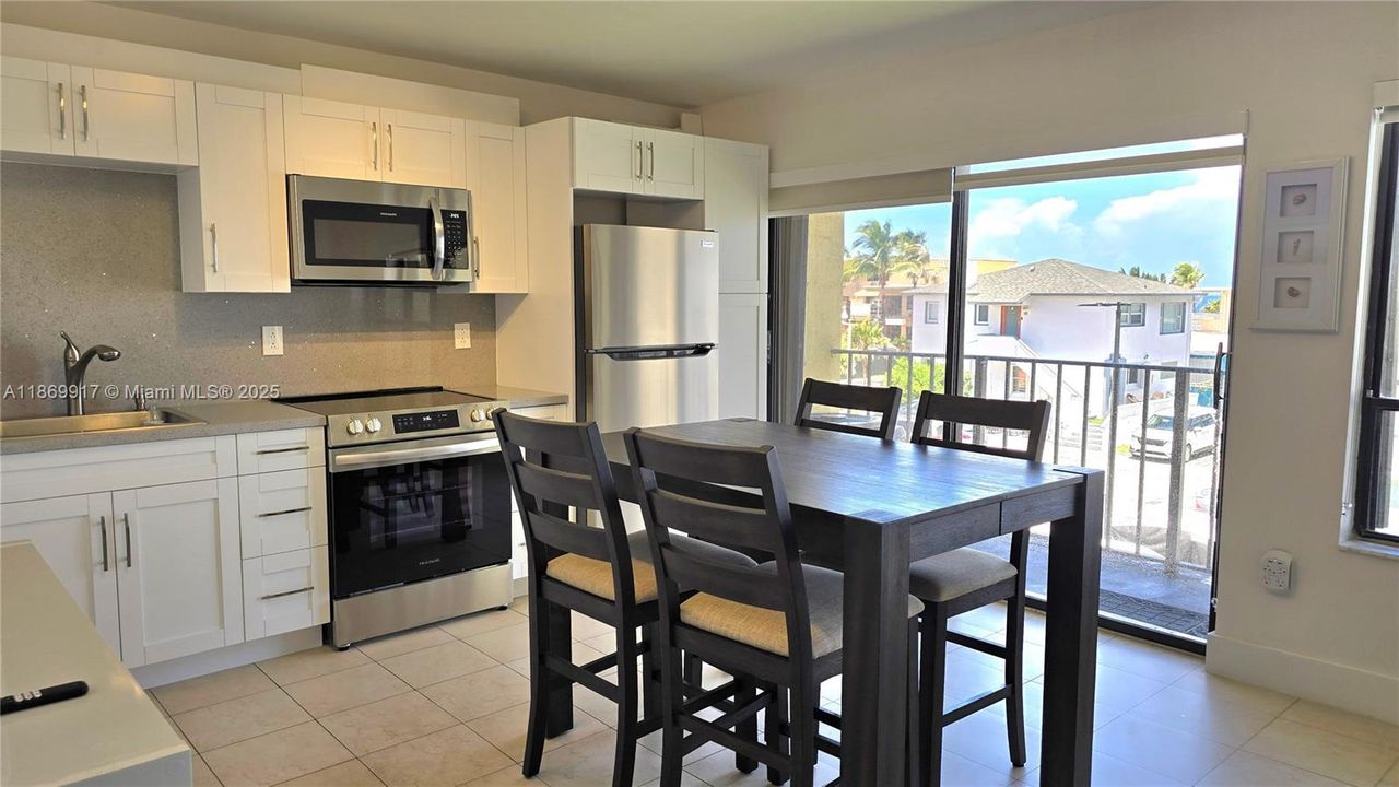 Vendido Recientemente: $315,000 (1 camas, 1 baños, 512 Pies cuadrados)