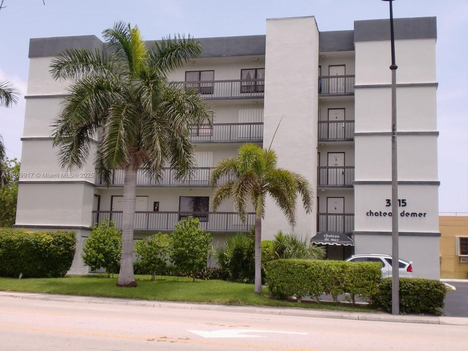 Vendido Recientemente: $315,000 (1 camas, 1 baños, 512 Pies cuadrados)