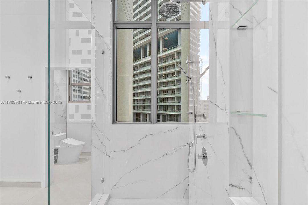 En Venta: $1,385,000 (2 camas, 2 baños, 1460 Pies cuadrados)