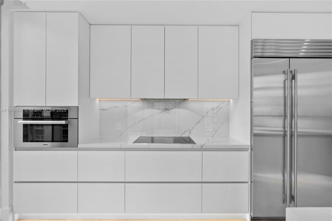 En Venta: $1,385,000 (2 camas, 2 baños, 1460 Pies cuadrados)