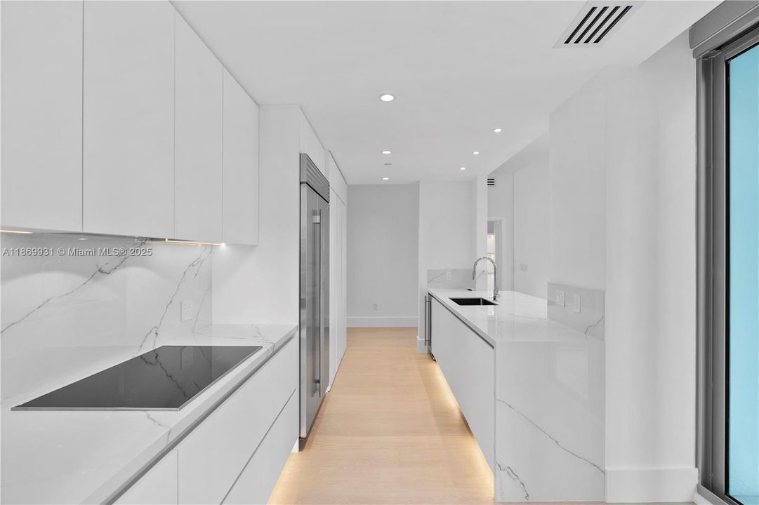 En Venta: $1,385,000 (2 camas, 2 baños, 1460 Pies cuadrados)