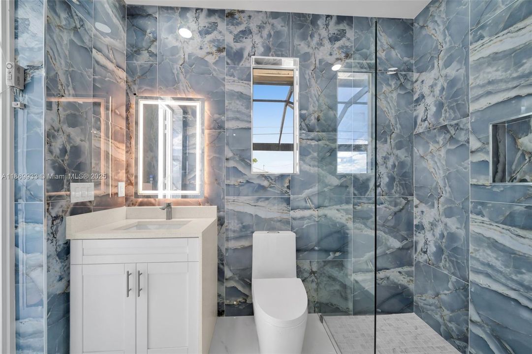 На продажу: $554,900 (4 спален, 3 ванн, 0 Квадратных фут)