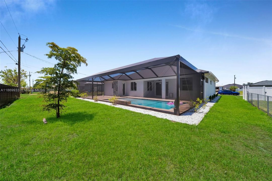 На продажу: $554,900 (4 спален, 3 ванн, 0 Квадратных фут)