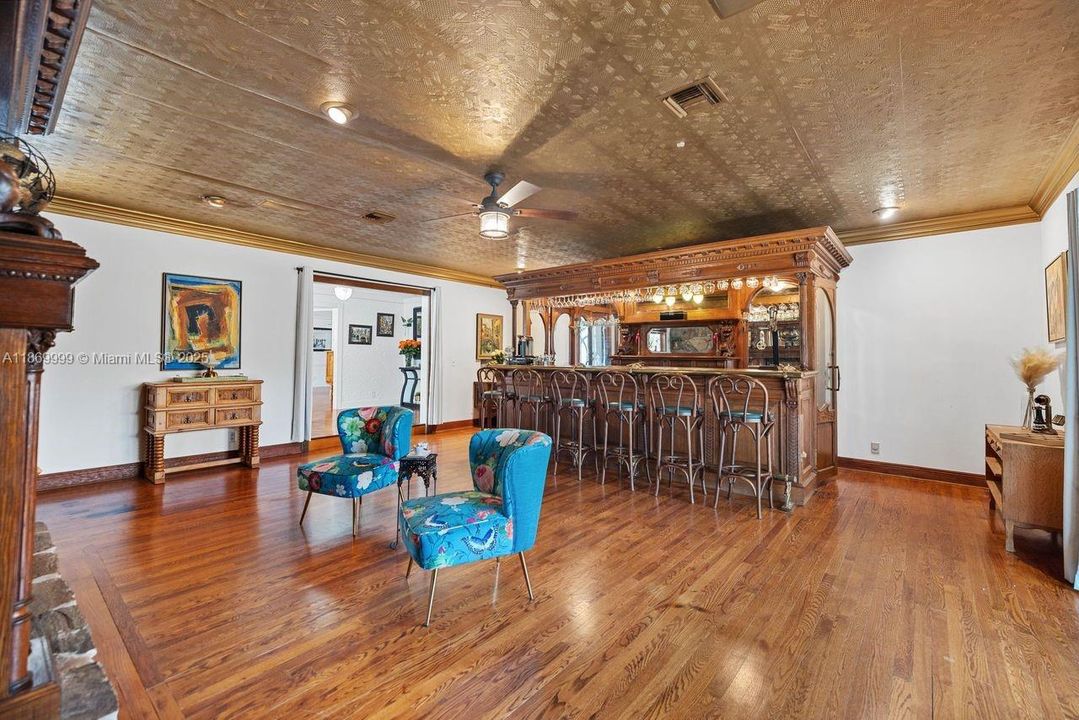 Недавно продано: $2,950,000 (8 спален, 5 ванн, 7674 Квадратных фут)