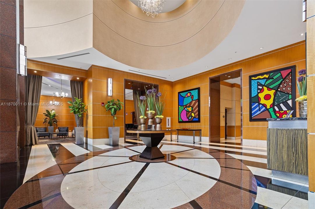 For Sale: $390,000 (1 beds, 1 baths, 978 Square Feet)