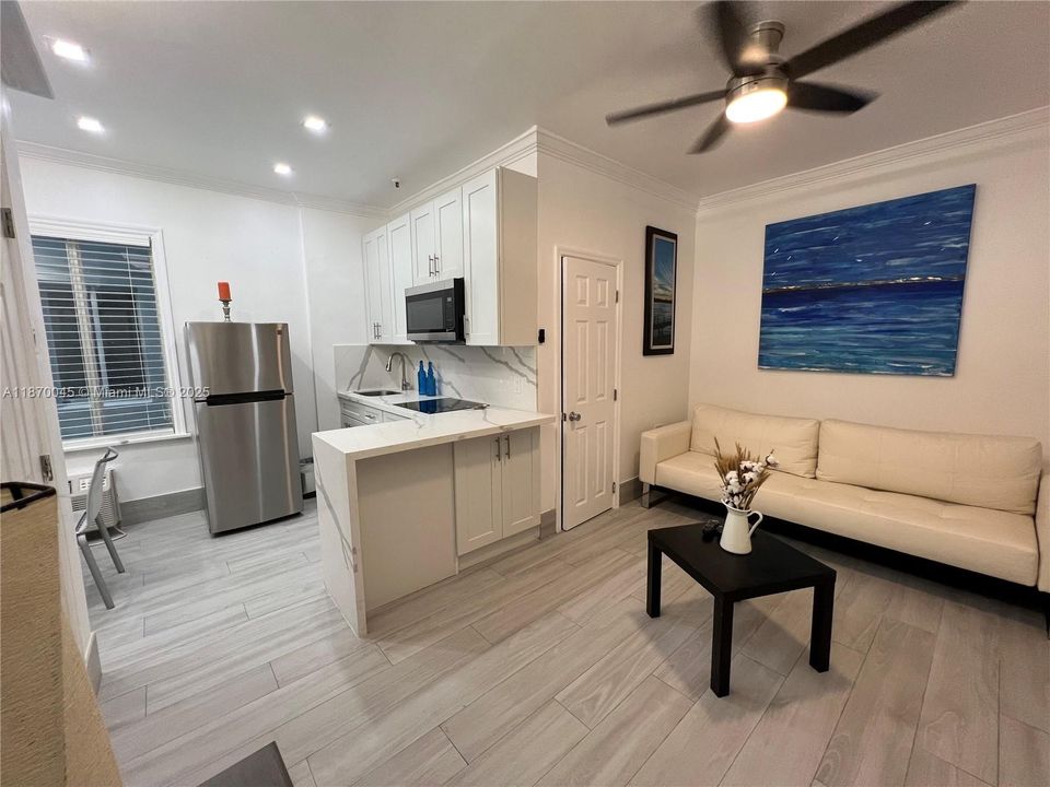 En Venta: $279,000 (1 camas, 1 baños, 340 Pies cuadrados)