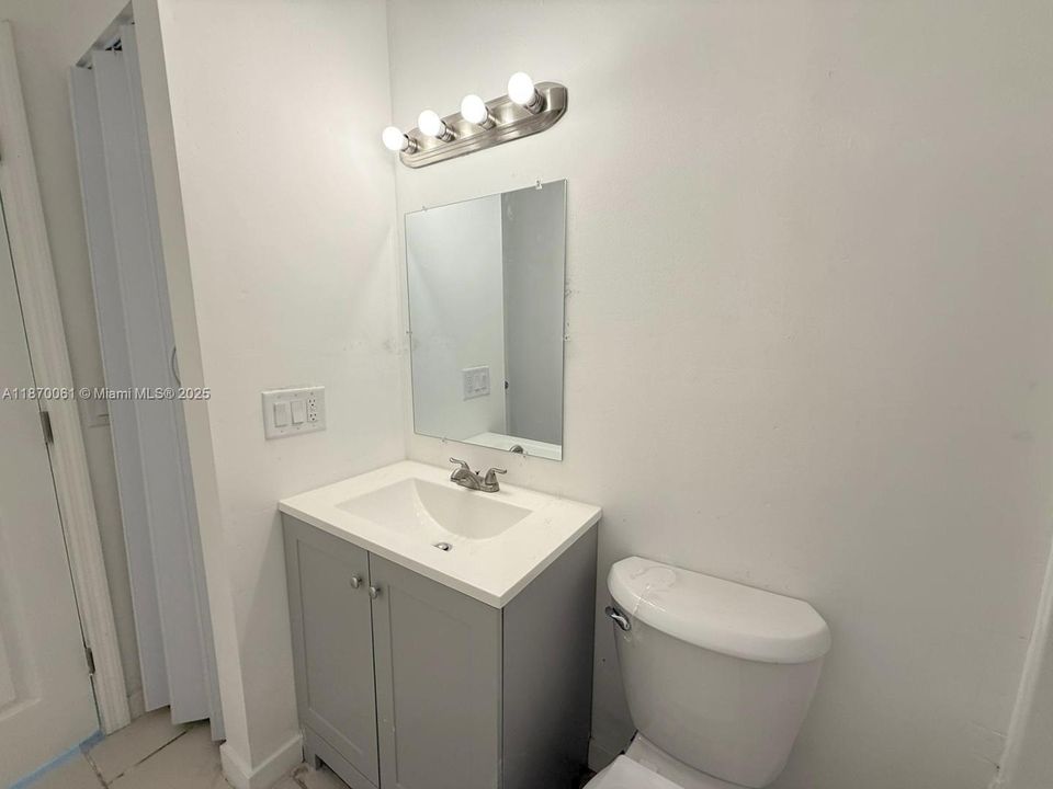 Недавно арендовано: $1,350 (2 спален, 1 ванн, 808 Квадратных фут)