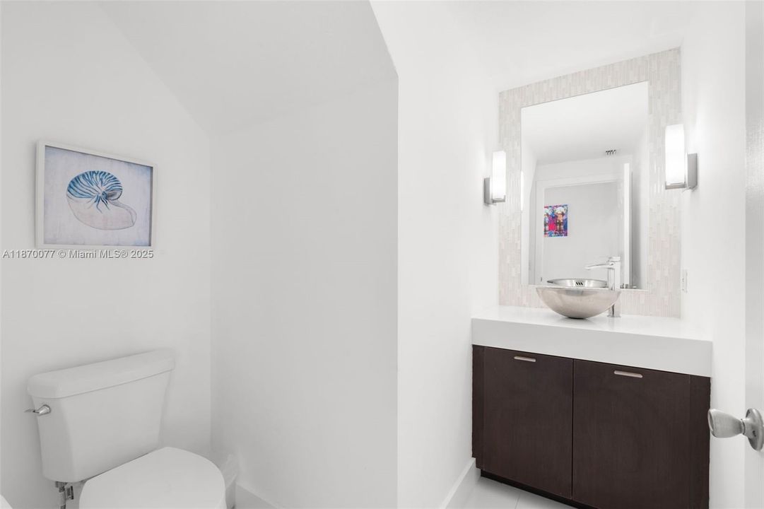 待售: $590,000 (4 贝兹, 2 浴室, 2162 平方英尺)