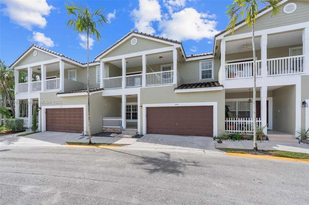 待售: $590,000 (4 贝兹, 2 浴室, 2162 平方英尺)