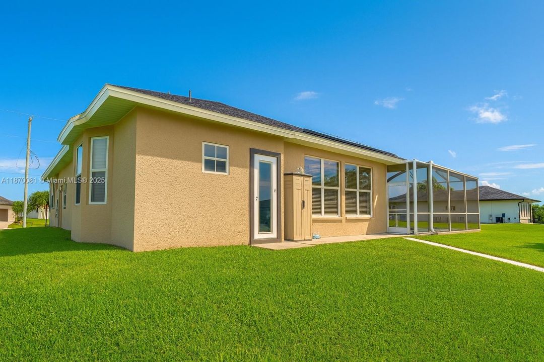 待售: $699,994 (3 贝兹, 3 浴室, 2196 平方英尺)