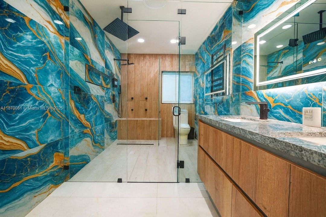 待售: $699,994 (3 贝兹, 3 浴室, 2196 平方英尺)