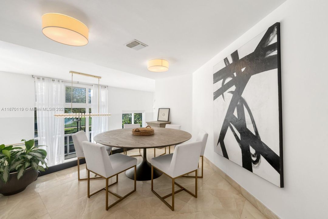 For Sale: $1,950,000 (2 beds, 2 baths, 1864 Square Feet)