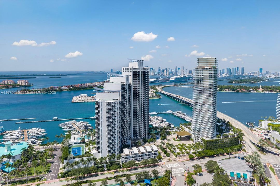 For Sale: $1,950,000 (2 beds, 2 baths, 1864 Square Feet)