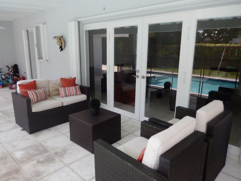 For Rent: $7,800 (4 beds, 3 baths, 2834 Square Feet)