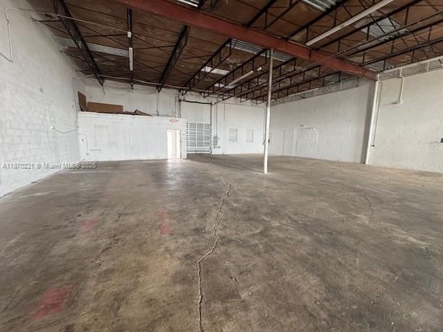 В аренду: $8,450 (0 спален, 0 ванн, 0 Квадратных фут)