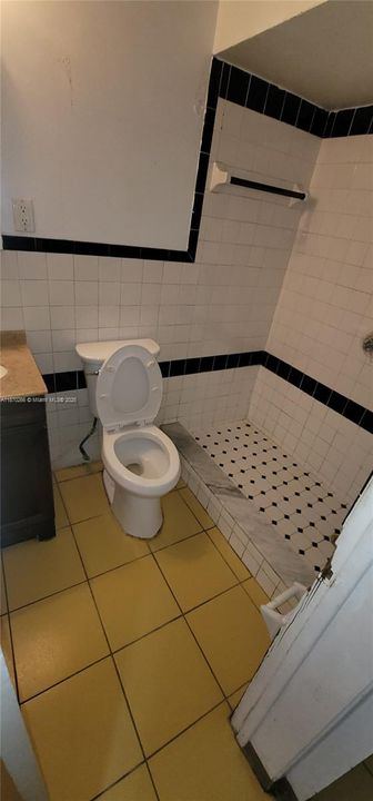 Recently Sold: $420,000 (3 beds, 2 baths, 1497 Square Feet)