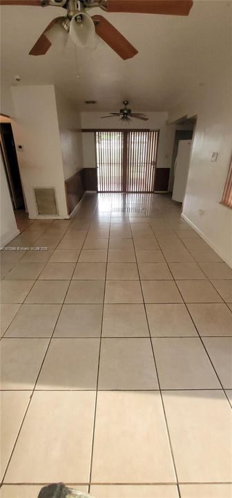 Recently Sold: $420,000 (3 beds, 2 baths, 1497 Square Feet)