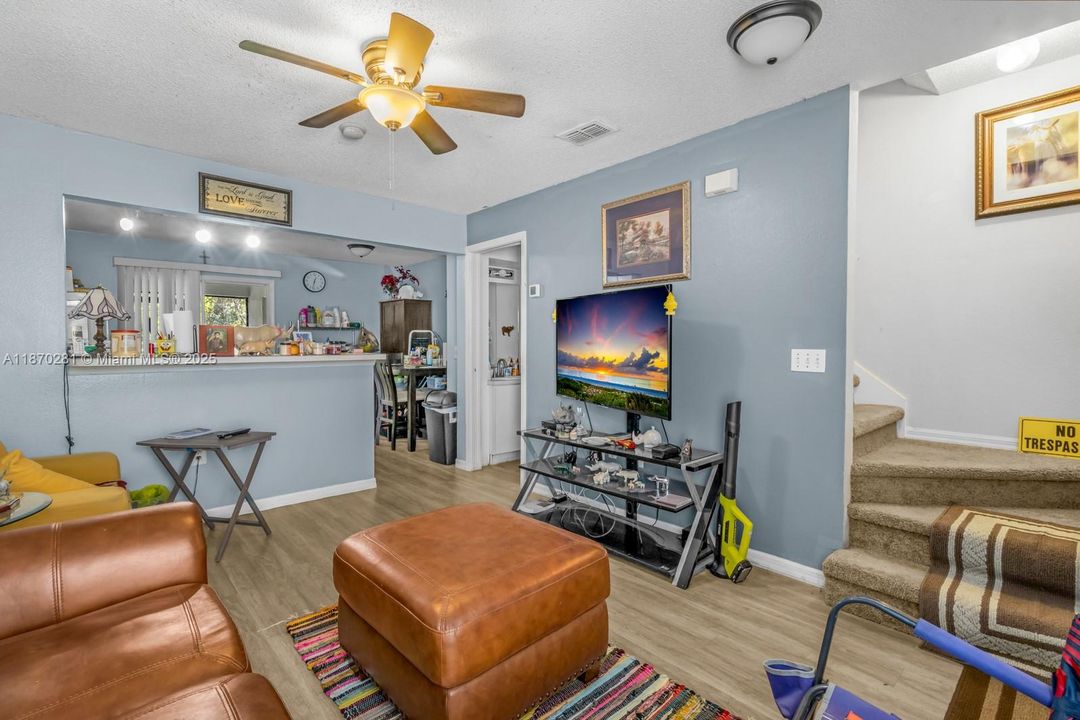 待售: $1,199,999 (0 贝兹, 0 浴室, 0 平方英尺)