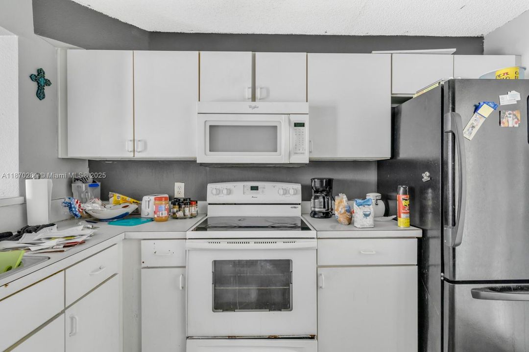 待售: $1,199,999 (0 贝兹, 0 浴室, 0 平方英尺)