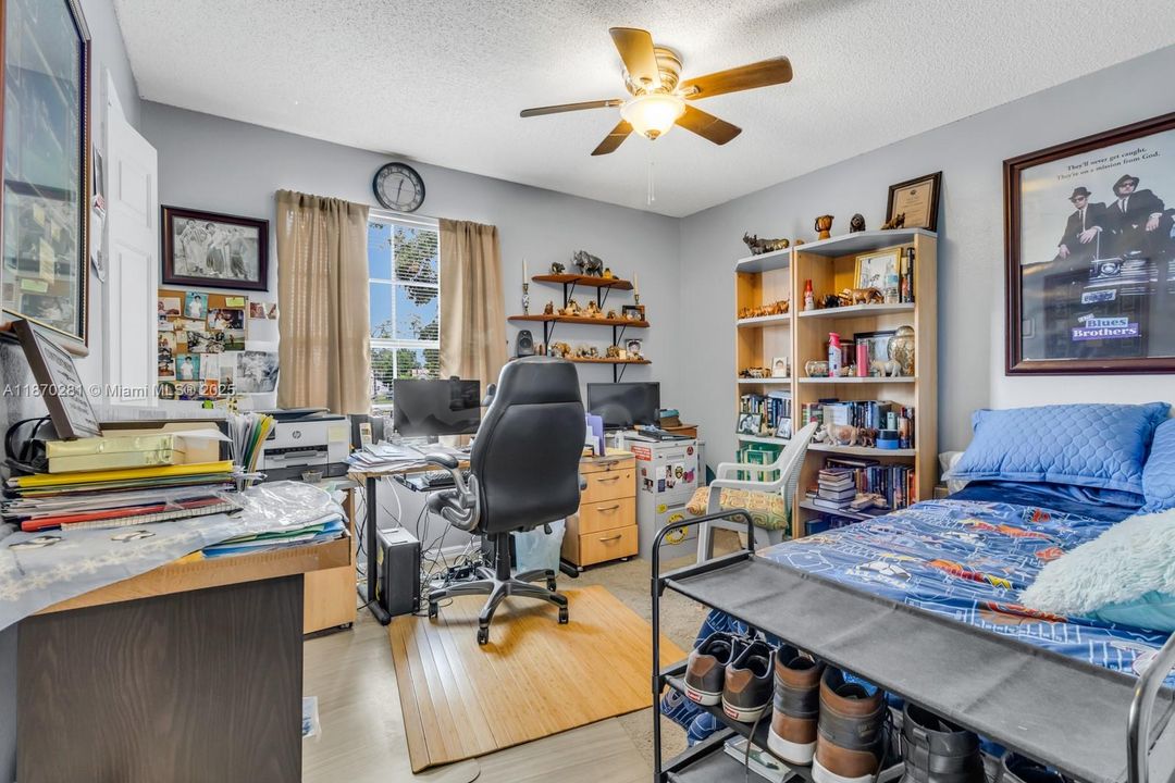 待售: $1,199,999 (0 贝兹, 0 浴室, 0 平方英尺)