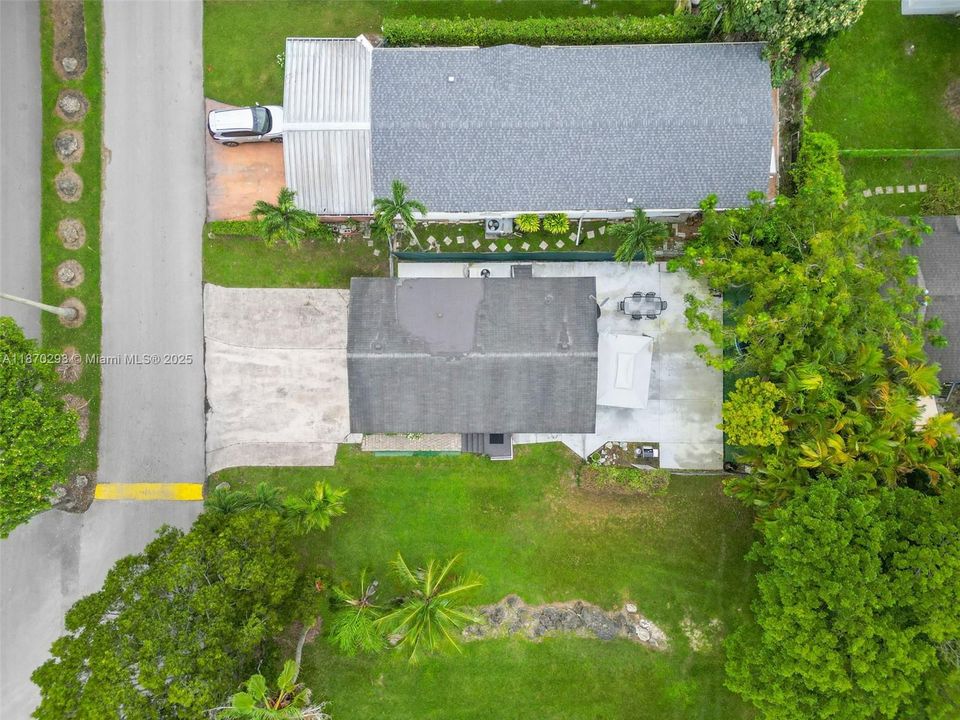 En Venta: $269,900 (3 camas, 2 baños, 1170 Pies cuadrados)