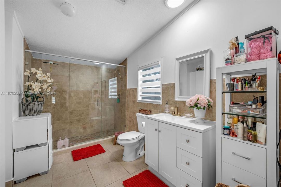 En Venta: $269,900 (3 camas, 2 baños, 1170 Pies cuadrados)