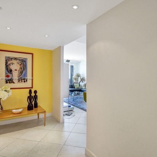 For Sale: $2,700,000 (3 beds, 3 baths, 2001 Square Feet)