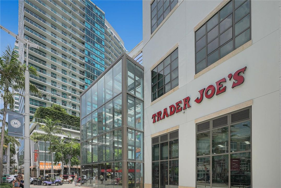 Walking Distance to TJ's & Target