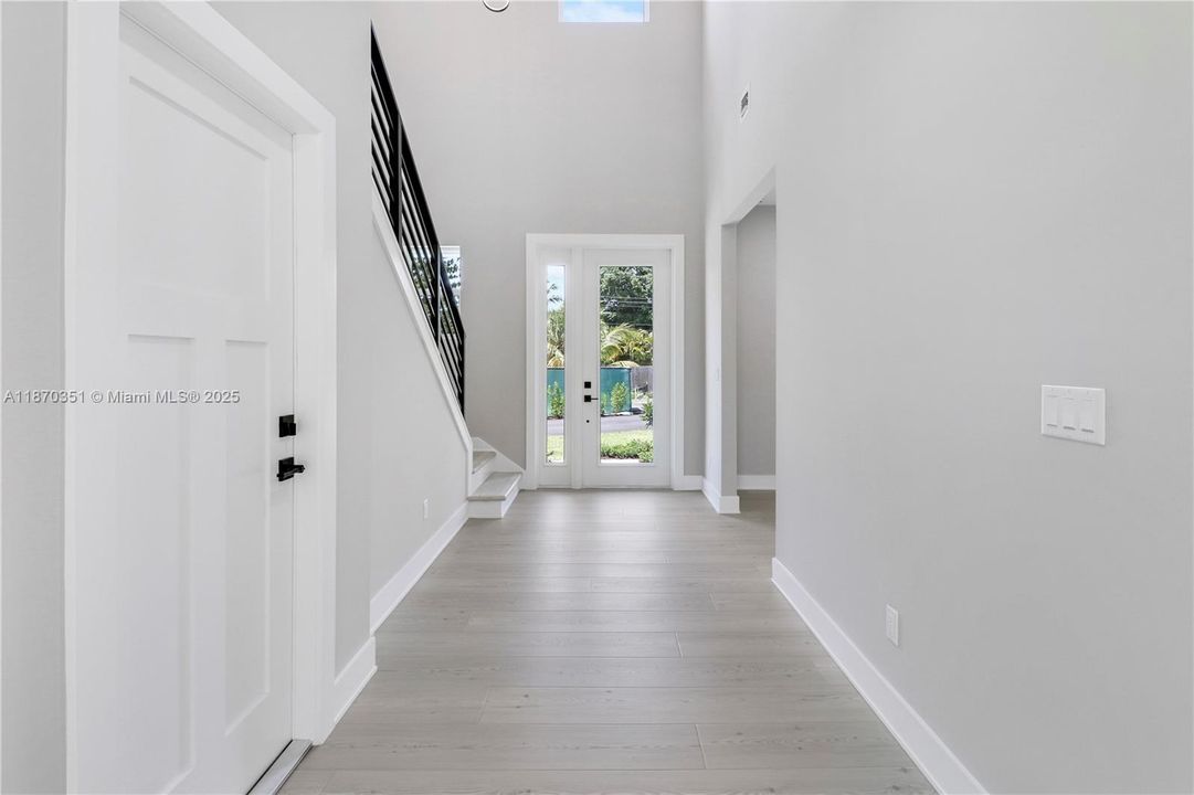 For Sale: $1,125,000 (4 beds, 4 baths, 2954 Square Feet)