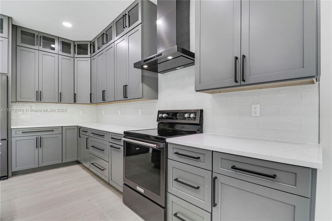 For Sale: $1,125,000 (4 beds, 4 baths, 2954 Square Feet)