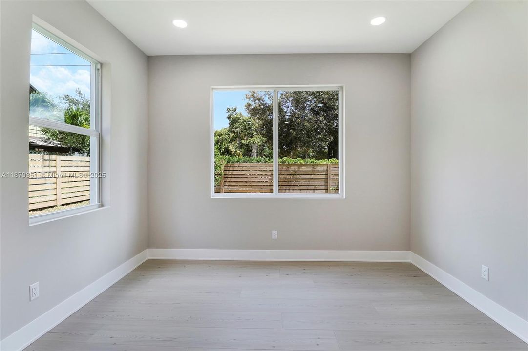 For Sale: $1,125,000 (4 beds, 4 baths, 2954 Square Feet)